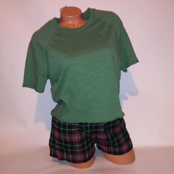 Victoria Secret PINK Pajama Set Short Sleeve & Shorts XS Green Black Red Logo Pl - Picture 11 of 13